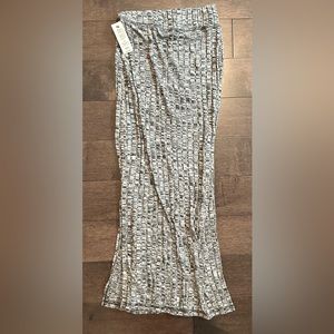 Aritzia Wilfred Knit Midi Skirt